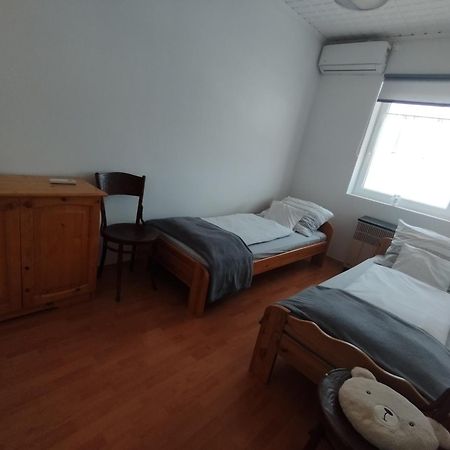 Var-Lak Apartman Balatonfuzfo Exterior photo